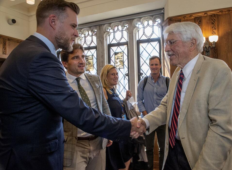 Dr. Keggi greets Minister of Foreign Affairs of Lithuania Gabrielius Landsbergis at Yale University on September 22, 2022